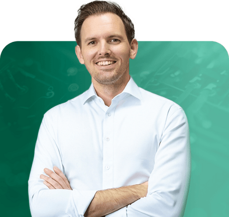 Pascal ist unser Meister der Zahlen. Datenanalysen und Exceltabellen sind seine Leidenschaft